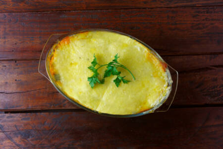 Escondidinho de carne de panela com purê de batata
