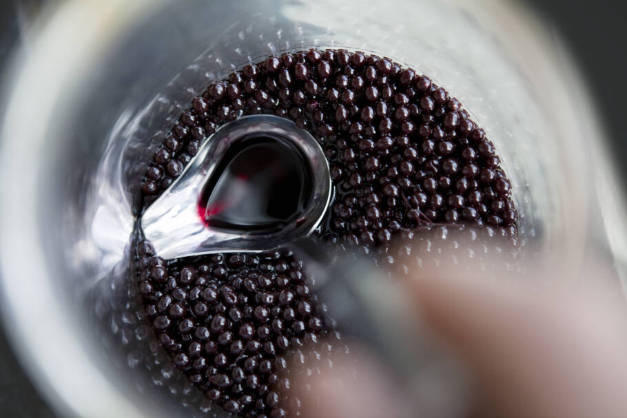 Apesar dos resultados promissores, o estudo envolveu poucas pessoas com sobrepeso, e os efeitos podem variar