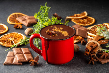 Chocolate quente com pimenta e laranja