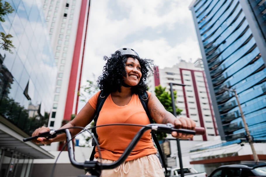 A pesquisa avaliou o condicionamento dos participantes por meio de testes de ciclismo ergométrico, que medem a resistência física enquanto os voluntários pedalam com esforço progressivo