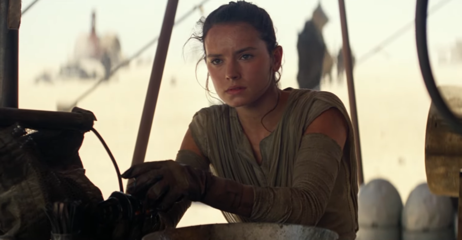 Cena de ‘Star Wars: Episódio VII – O despertar da força’