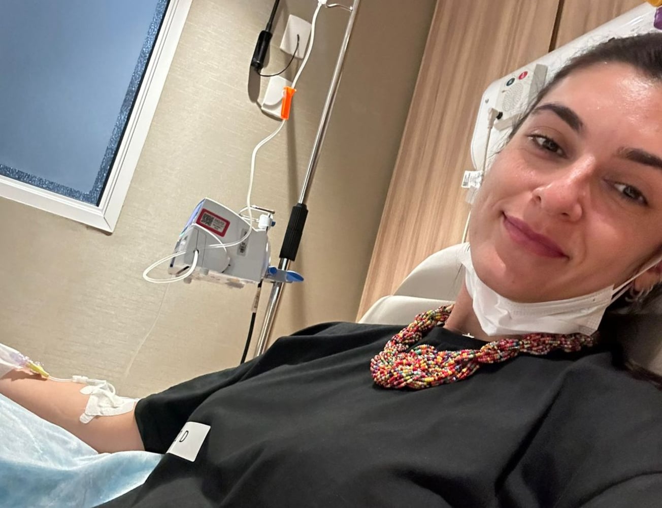 Tássia e sua luta contra a retocolite ulcerativa.