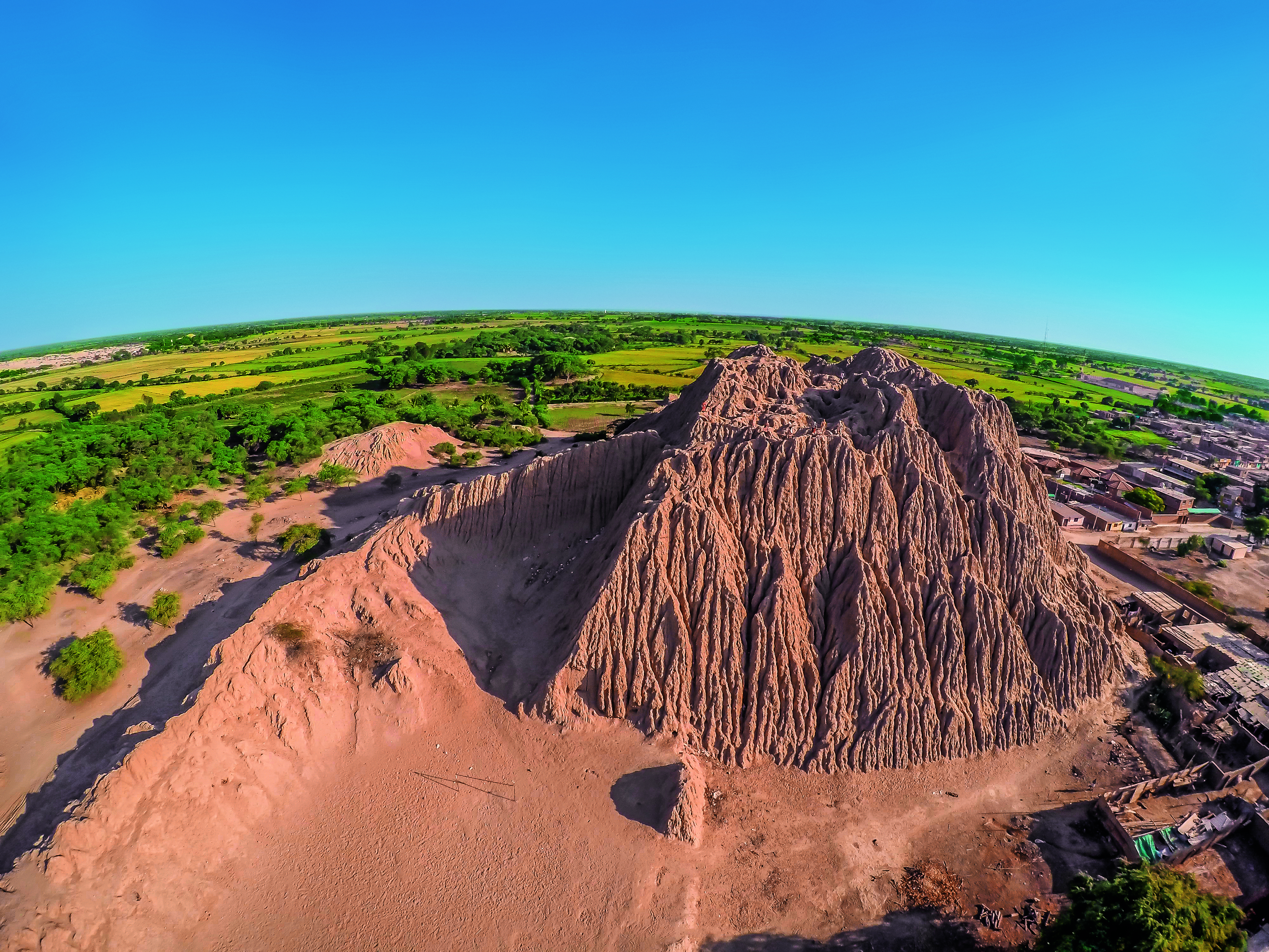Pirâmide do Complexo Arqueológico de Túcume