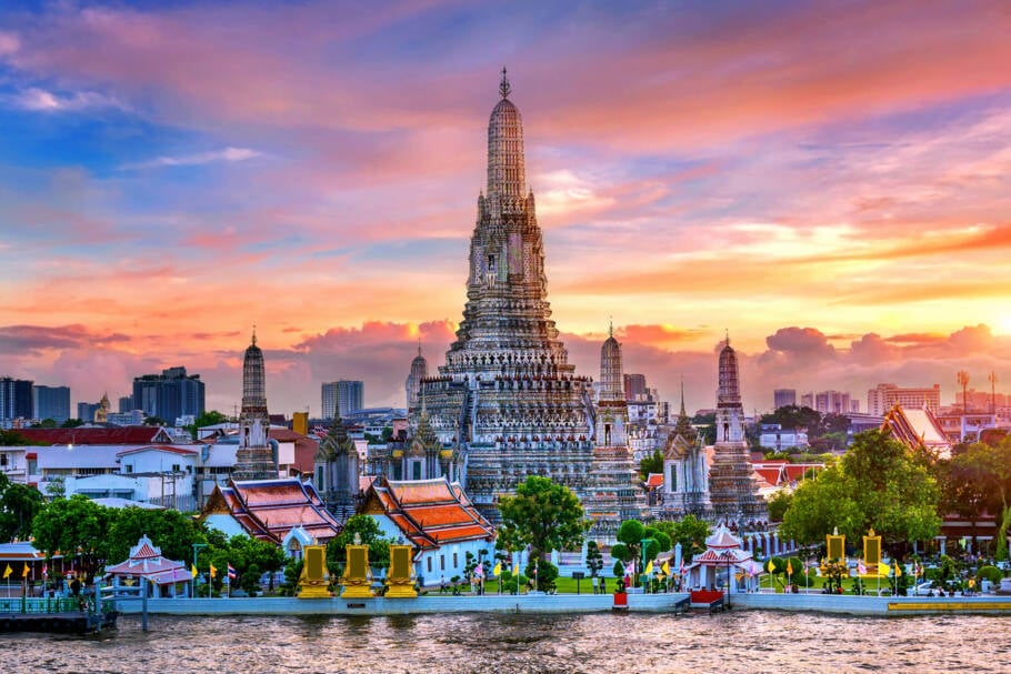 Templo de Wat Arun, em Bangkok, na Tailândia
