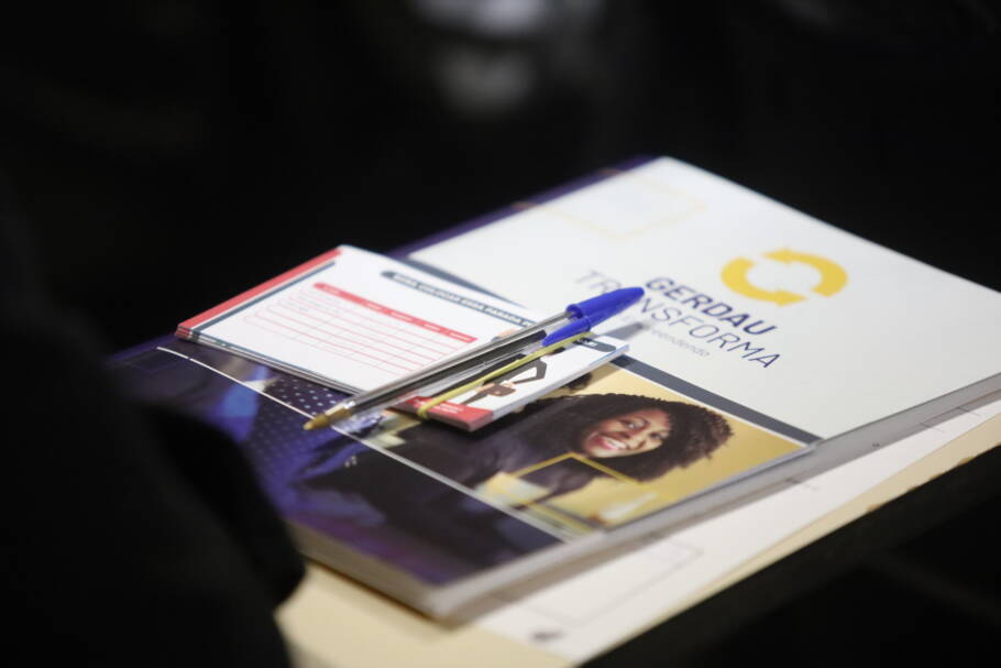 As aulas do curso gratuito da Gerdau são ministradas presencialmente