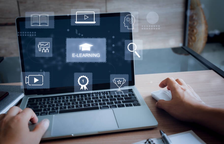 Os cursos gratuitos têm foco na área de tecnologia, do nível básico ao avançado