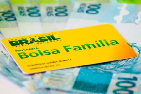Bolsa Família iniciou ontem (16) uma nova etapa de pagamentos, que serão realizados até o dia 27 nas contas da Caixa