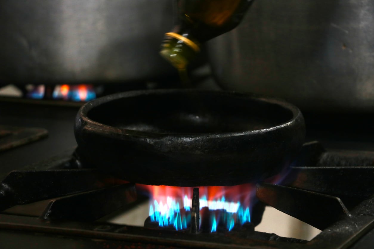 Como eliminar o cheiro de fritura e manter a cozinha agradável