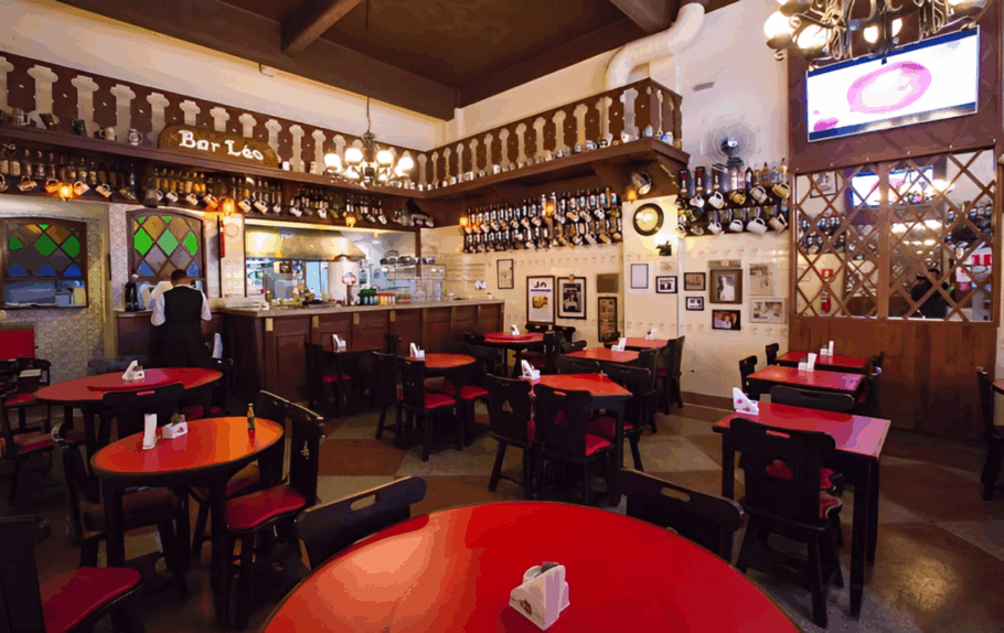 Bar Léo é uma ótima escolha para casais que apreciam tradição e boa coquetelaria