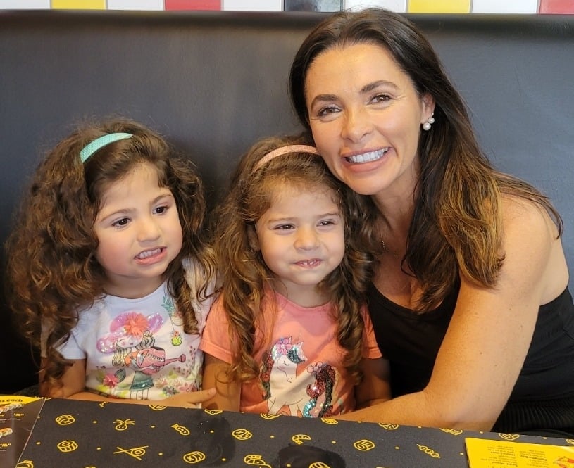 Luly usa sua história para acolher outras famílias formadas pela reprodução assistida