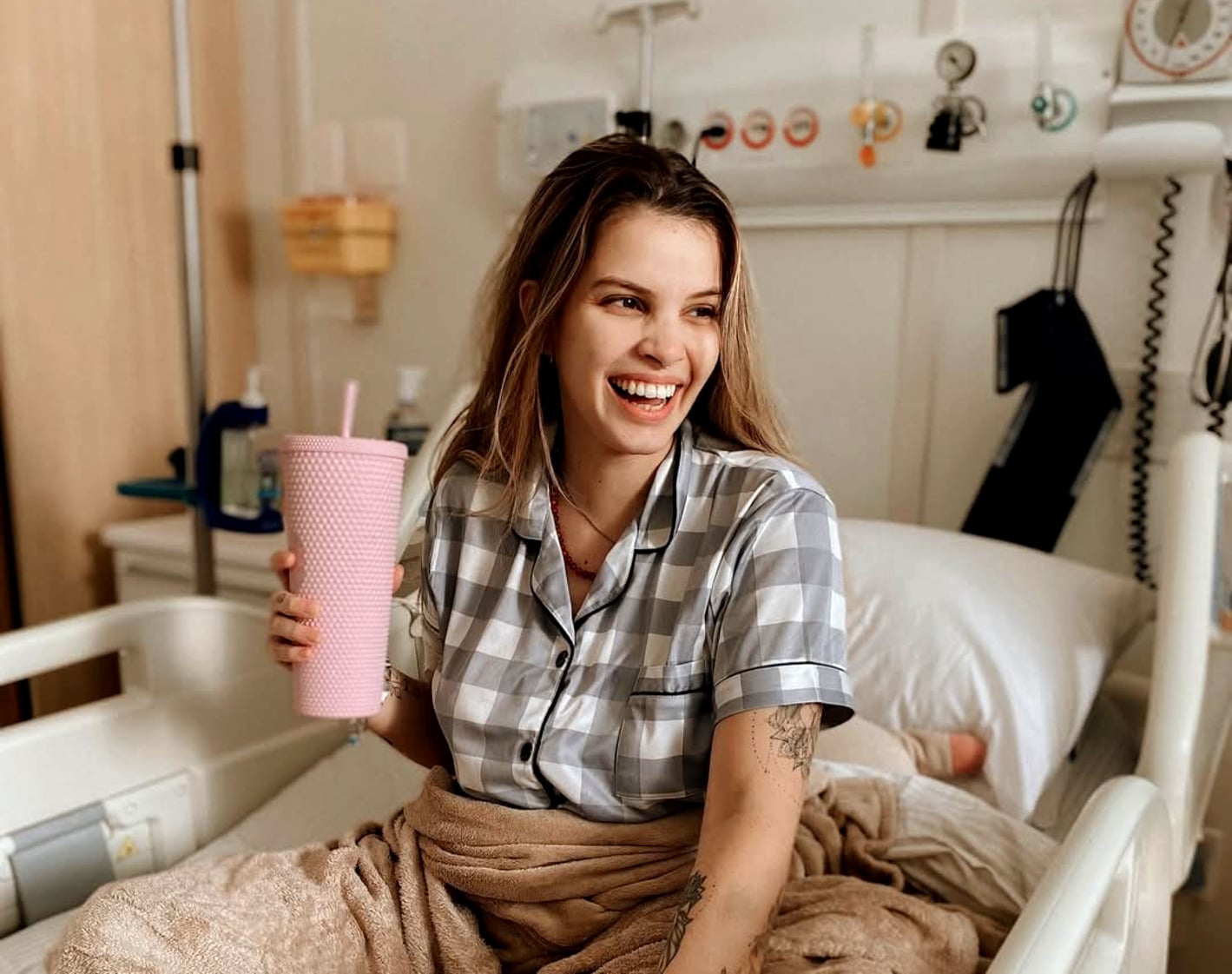 Marcella durante o tratamento contra a leucemia, em 2023.