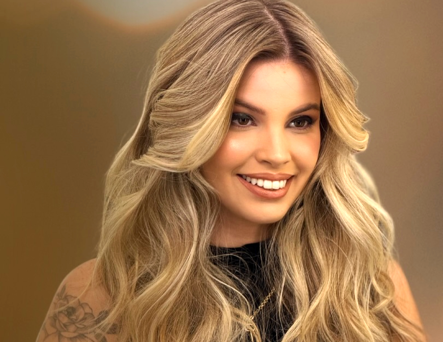 Hoje, em remissão, Marcella compartilha sua história para conscientizar sobre a importância de doar sangue.