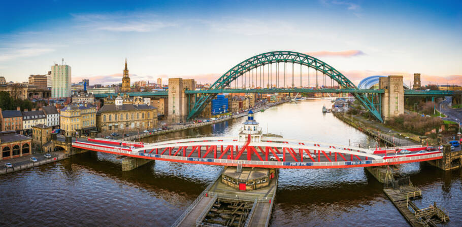 A Tyne Bridge, um dos cartões-postais de Newcastle