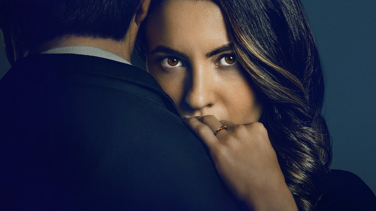 Crime, traição e manipulação: a história real por trás do novo sucesso da Netflix