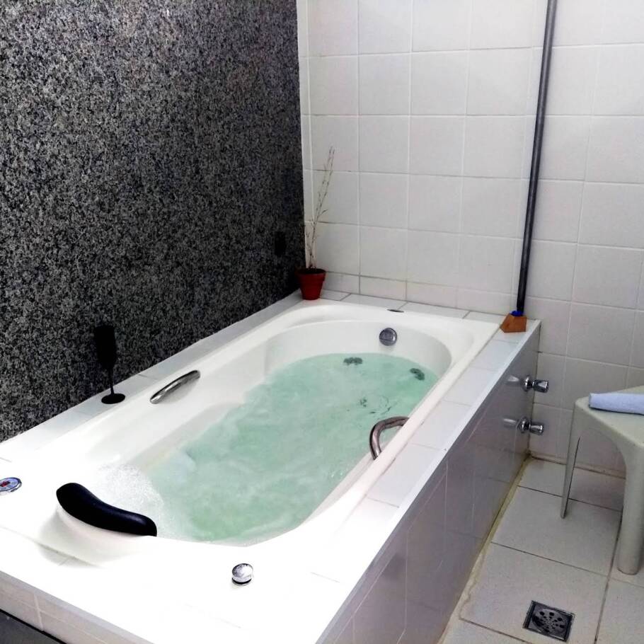 Balneário Municipal oferece inúmeros tipos de banhos e terapias