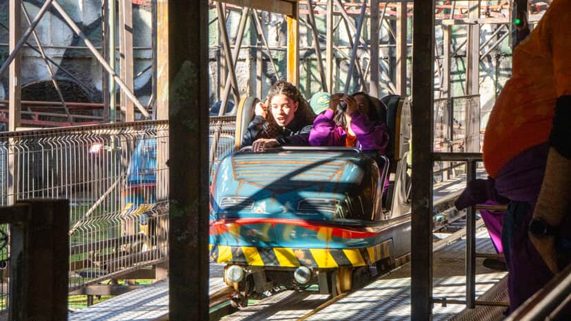 Parque conta com atrações aquáticas e outros brinquedos temáticos do mundo nórdico