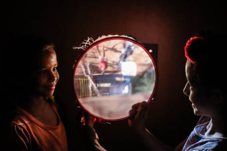 Outro projeto desenvolvido é o PhotoPower, que realiza oficinas de fotografia e empreendedorismo em escolas públicas