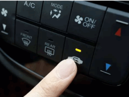 Botão de recirculação no carro possui este ícone