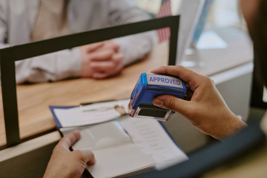 A medida afeta todos os cidadãos de fora da União Europeia, incluindo brasileiros