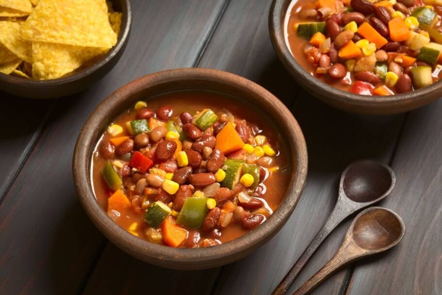 Chili vegano (Imagem: Ildi Papp | Shutterstock)