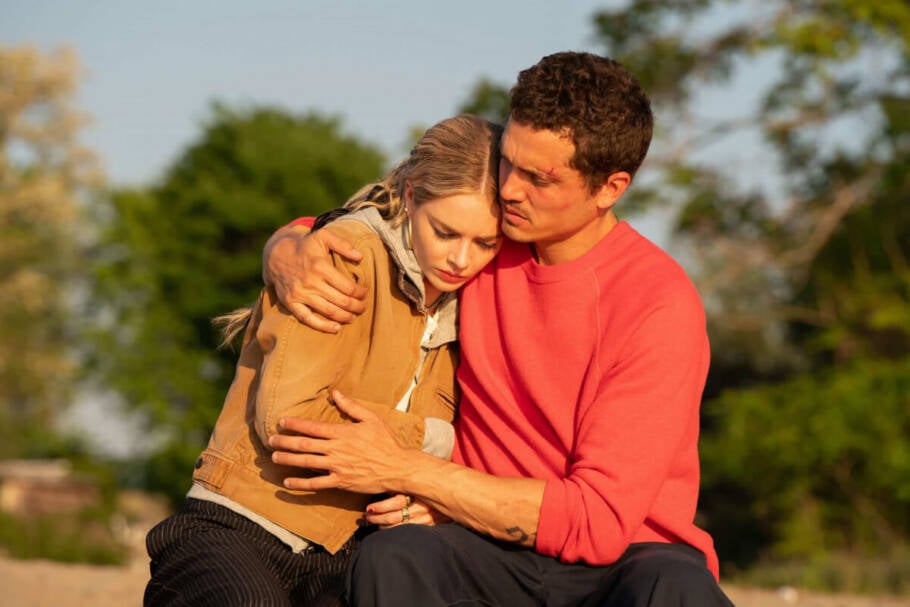 Em “Eenie Meanie”, Edie precisa voltar ao submundo do crime para salvar a vida do ex-namorado (Imagem: Reprodução digital | 20th Century Studios)