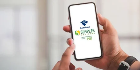 A atualização simplifica o processo, que antes exigia o uso de computadores e navegadores