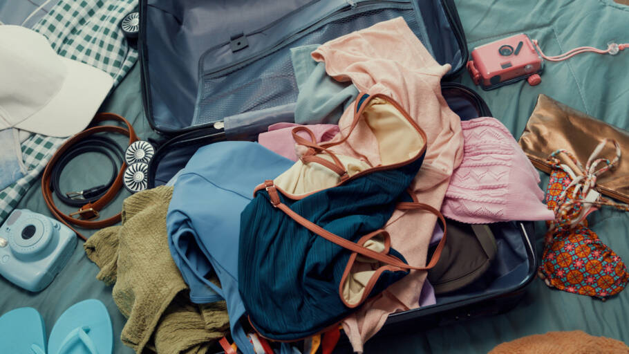 Pesquisa revela que 3 em cada 10 brasileiros tratam a arrumação da mala como parte essencial da experiência de viagem