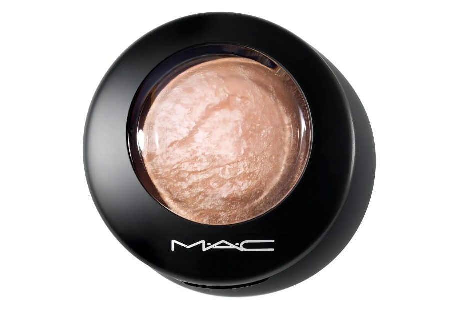 O iluminador Mac Soft And Gentle Mineralize Skinfinish sai por R$288,15 com cupom de 15%