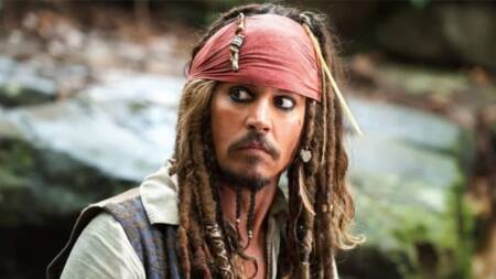 Johnny Depp como Jack Sparrow em Piratas do Caribe