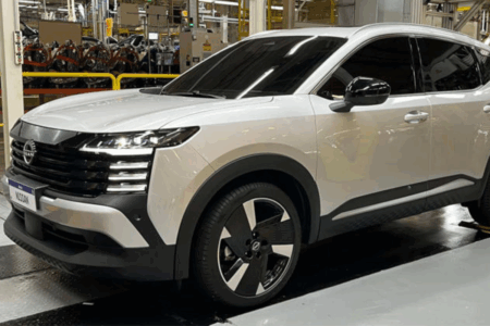 Kicks 2026 chega ao mercado repaginado