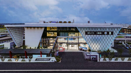 Local foi projetado para veículos elétricos e Super Híbridos Plug-in