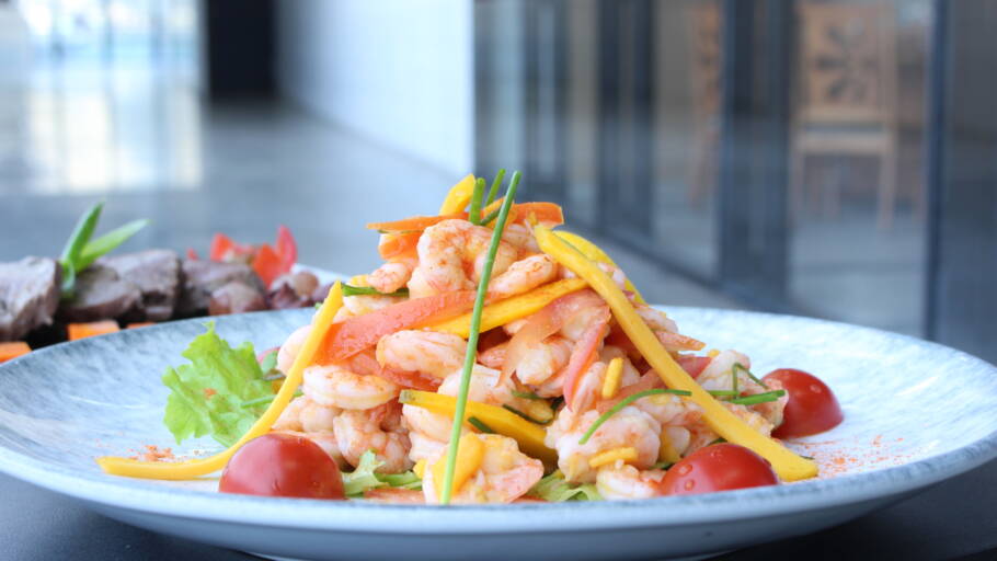 Salada de camarão do restaurante Camauê