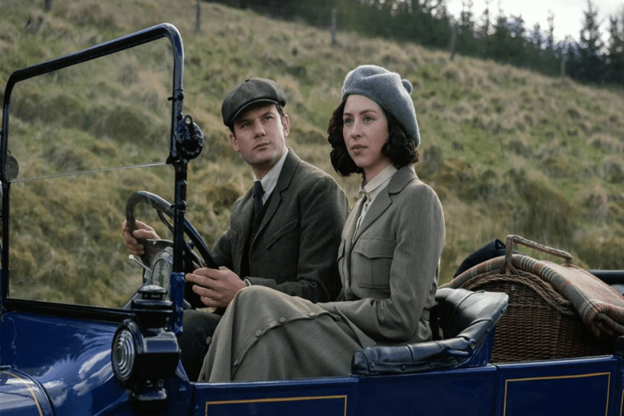 A série “Outlander: blood of my blood” conta as origens das famílias Fraser e Beauchamp (Imagem: Reprodução digital | Disney+)