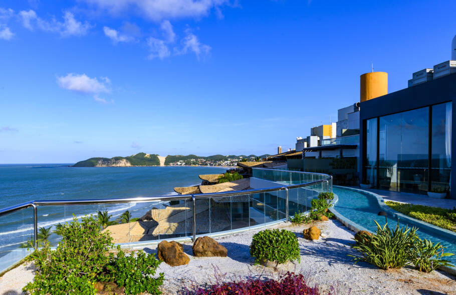 Paisagismo é um dos destaques do Vogal Luxury, na paradisíaca Praia de Ponta Negra