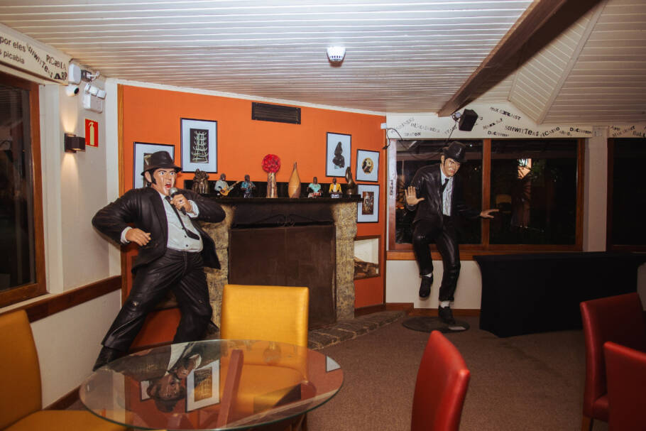 Estátuas no resort Le Canton torna a experiência mais lúdica para os hóspedes