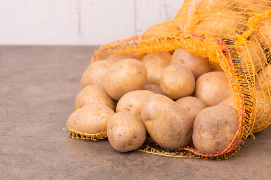 O armazenamento correto mantêm suas batatas frescas, firmes e saborosas por semanas, sem desperdício