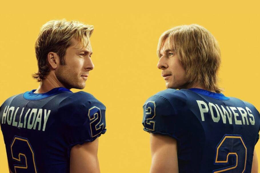 Capa do filme "ChadPowers" com os protagonistas vestidos de quarterback e olhando um para o outro