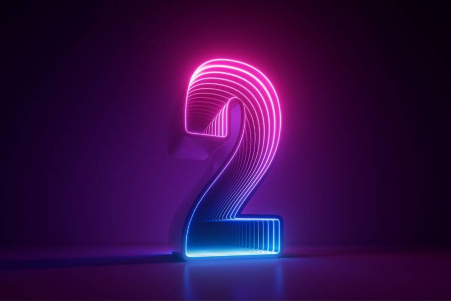 O número 2 é excelente para relacionamentos entre pessoas tradicionais (Imagem: wacomka | Shutterstock)