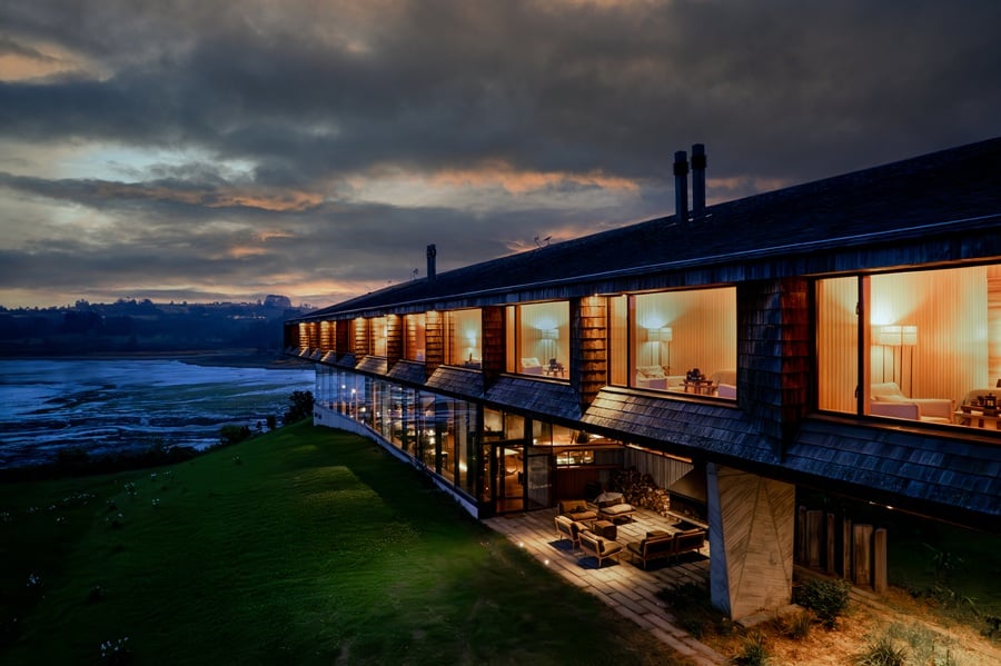 Vista externa do Refugia Chiloé, hotel boutique de luxo no sul do Chile