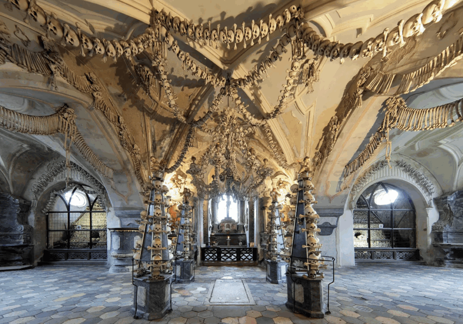 A atração fica na Igreja de São Tiago, que é aberto ao público