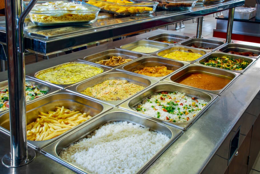 Com a mudança no vale-refeição e alimentação, o governo acredita que será possível diminuir os custos para os trabalhadores