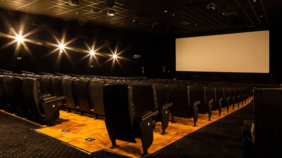 O Cine Marquise é um dos cinemas mais confortáveis da cidade