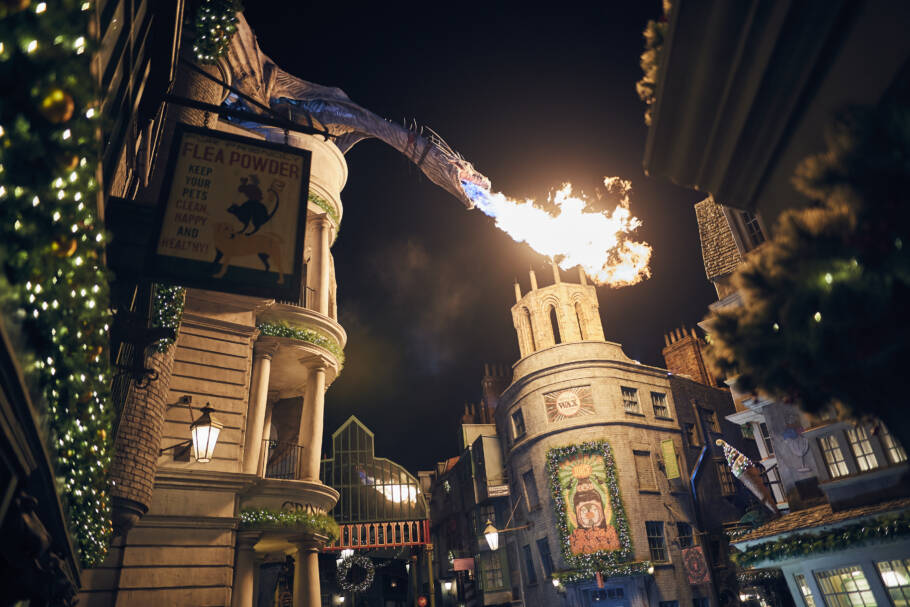Diagon Alley, no Universal Studios, também terá decoração natalina