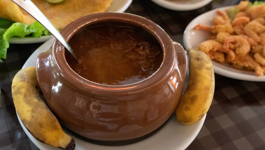 O barreado é um prato tradicional e icónico do litoral do Paraná