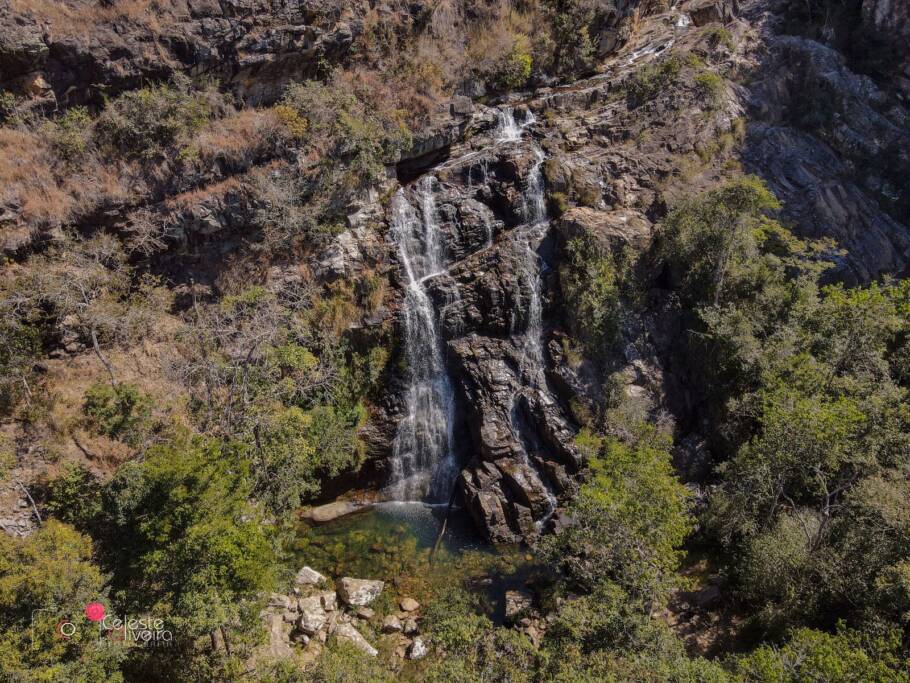 A cachoeira do Buracão é uma das atrações naturais de Ilicínea