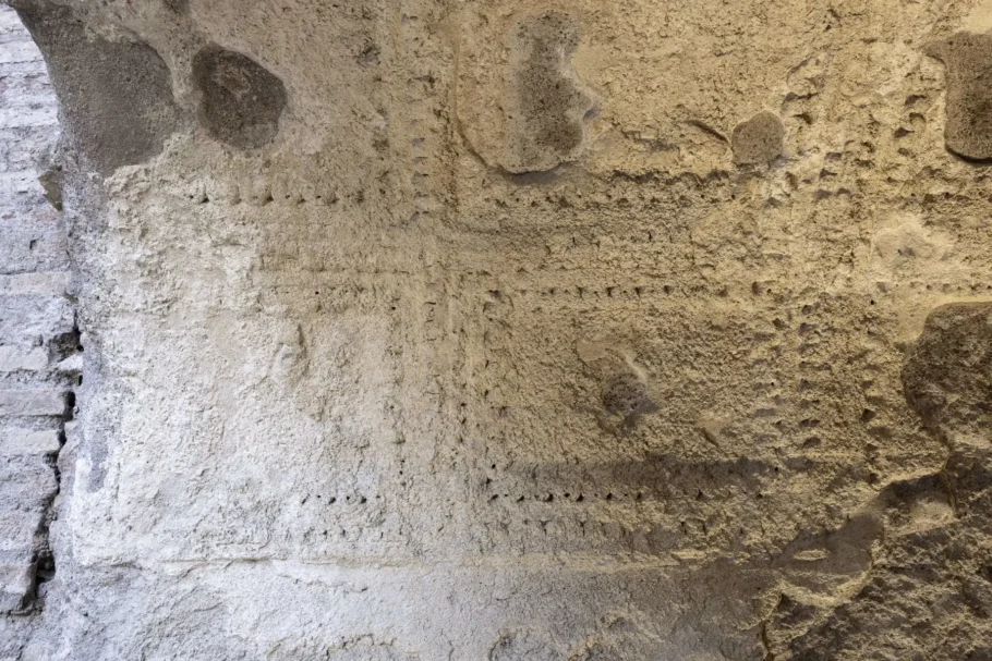 Detalhes das paredes da Passagem de Cômodo