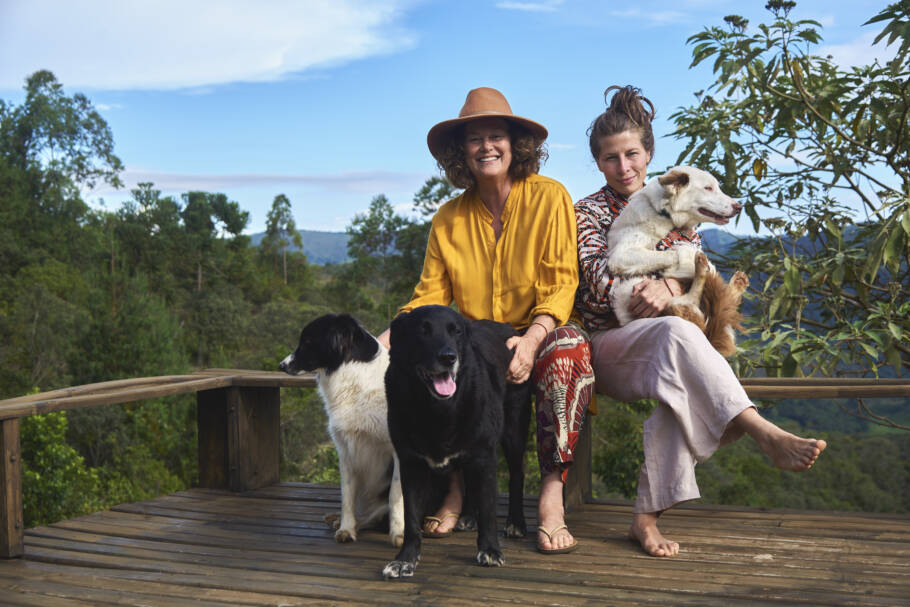 A atriz Betty Prado e sua companheira Thamy Silva