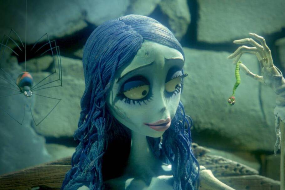 Ilustração de Emily em "A Noiva Cadáver" com cabelo azul e olhando para o lado