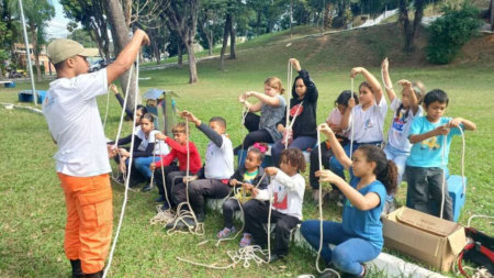 O Instituto Gerando Sonhos oferece formação em primeiros socorros, bombeiro mirim e cursos profissionalizantes