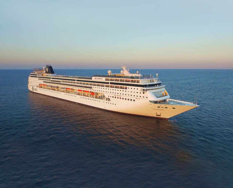MSC Armonia é um dos navios que terá roteiros pelo Nordeste brasileiro